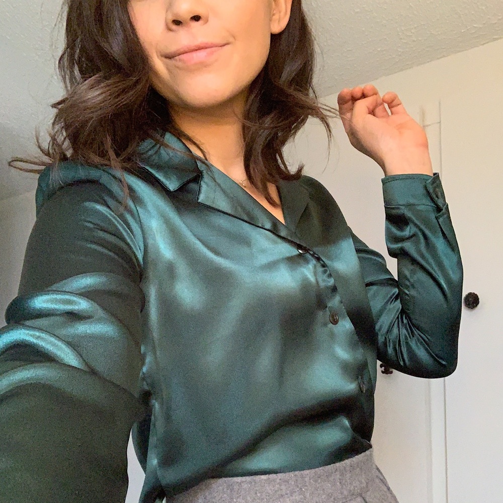 SILKY emerald blouse